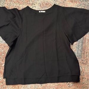 Gibson Black Flutter Sleeve Blouse